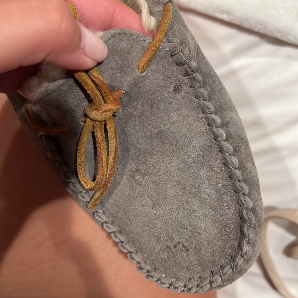 UGG Dakota Moccasin Slipper - Picture 2 of 7